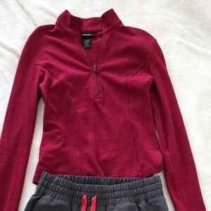 Express Women's Red Fitted Half Zip Long Sleeves XS